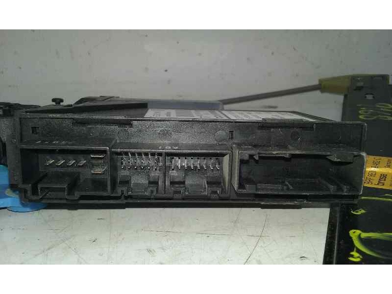 Recambio de elevalunas trasero derecho para seat exeo berlina (3r2) reference referencia OEM IAM 8E0959802E 26 PINS ELECTRICO