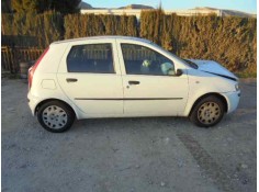 FIAT PUNTO BERLINA (188)