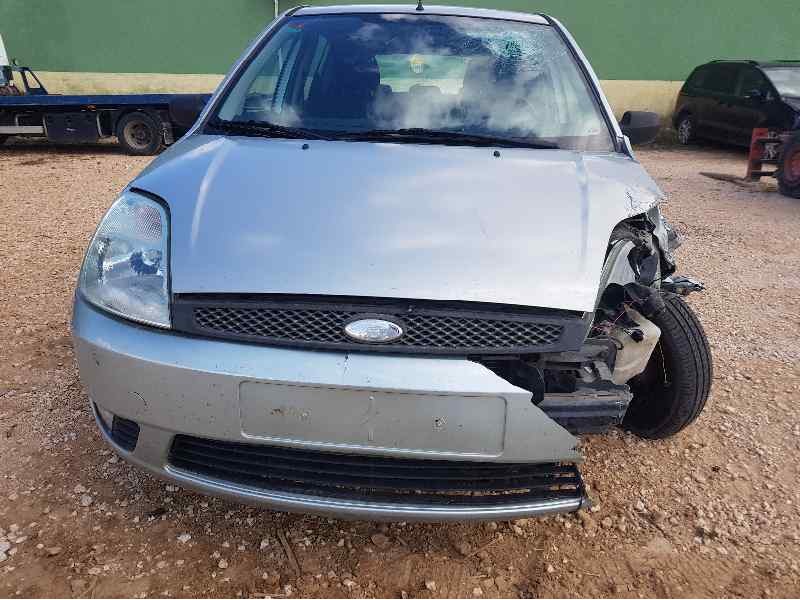 ford fiesta (cbk) del año 2004