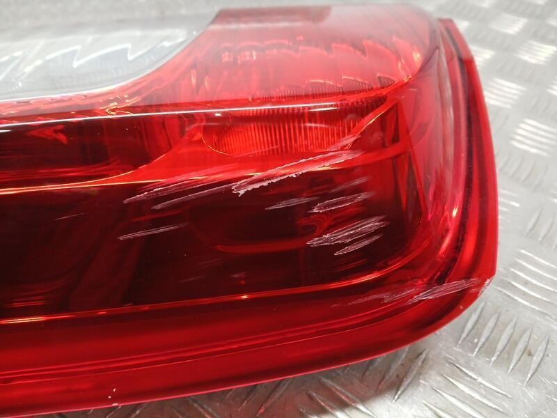 Recambio de piloto trasero derecho para fiat fiorino sx cargo referencia OEM IAM 1391431080E TOCADO TOCADO