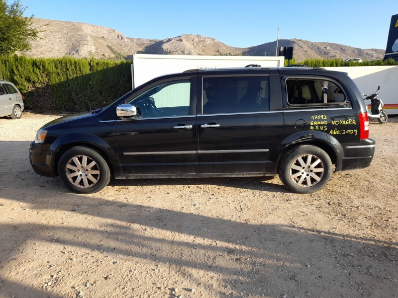 chrysler grand voyager v (rt) del año 2009