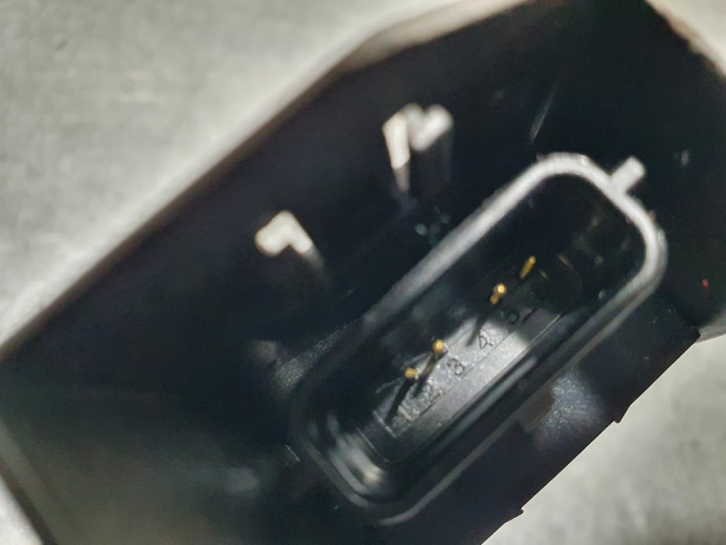 Recambio de cerradura puerta delantera derecha para renault megane iv berlina 5p business referencia OEM IAM 805020256R 16943019