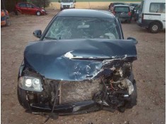 VOLKSWAGEN PASSAT BERLINA (3B3)