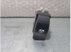 Recambio de mando elevalunas delantero derecho para renault megane ii berlina 5p authentique referencia OEM IAM 8200315013  