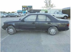 MERCEDES-BENZ CLASE E (W124) BERLINA