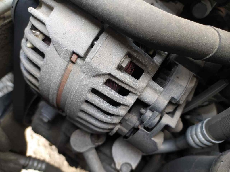 Recambio de alternador para audi a1 (8x) attraction referencia OEM IAM 03L903023X  