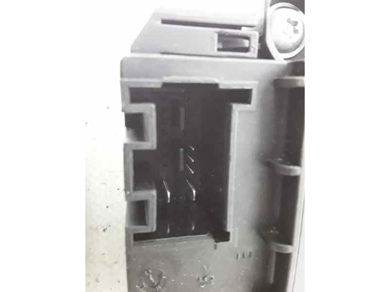 Recambio de elevalunas trasero derecho para volkswagen polo (6c1) trendline bluemotion referencia OEM IAM  5 PINS ELECTRICO