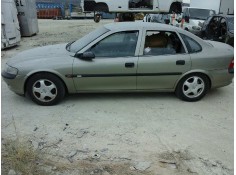 OPEL VECTRA B BERLINA