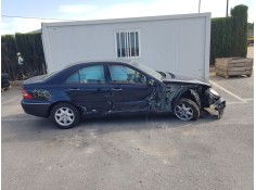 MERCEDES-BENZ CLASE C (W203) BERLINA