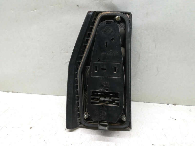 Recambio de piloto trasero derecho para volkswagen polo (867/871/873) referencia OEM IAM   