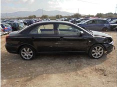 TOYOTA AVENSIS BERLINA (T25)