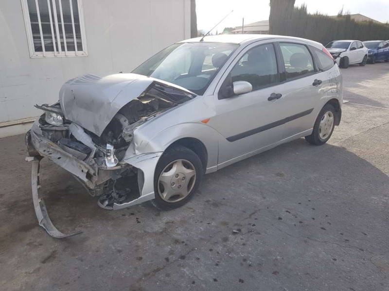 ford focus berlina (cak) del año 2004