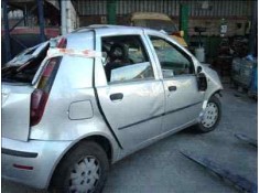 FIAT PUNTO BERLINA (188)