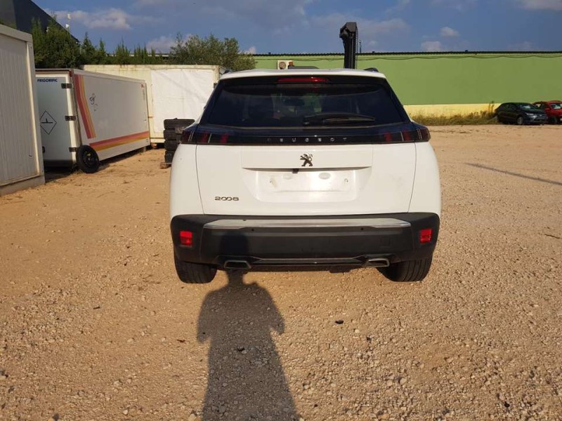 peugeot 2008 (p1) del año 2020