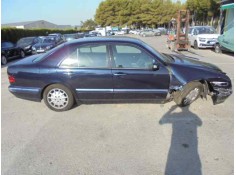 MERCEDES-BENZ CLASE E (W210) BERLINA