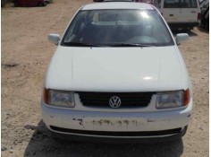 VOLKSWAGEN POLO BERLINA (6N1)
