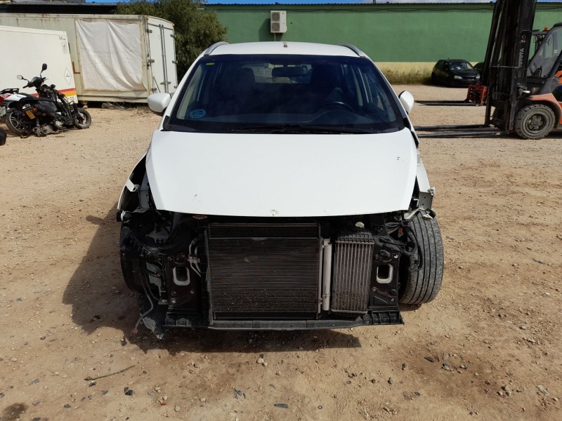 kia carens iv del año 2016