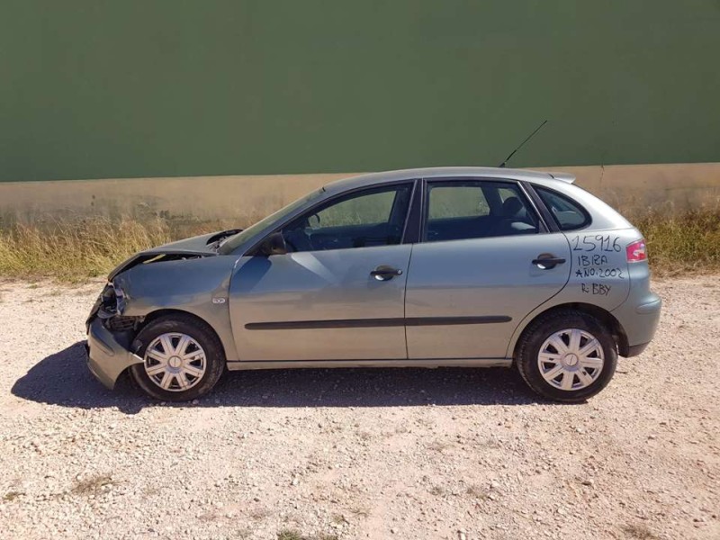 seat ibiza (6l1) del año 2002