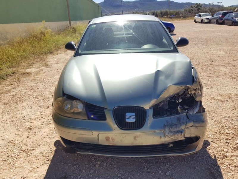 seat ibiza (6l1) del año 2002