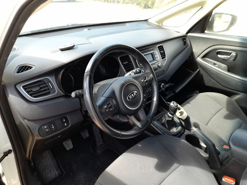 kia carens iv del año 2016