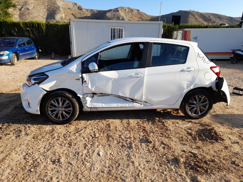 toyota yaris (_p13_) del año 2019