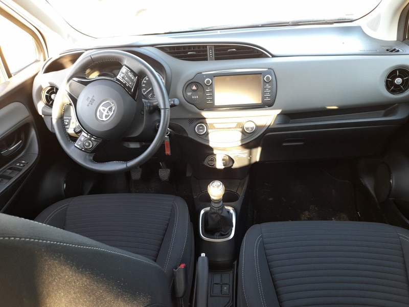 toyota yaris (_p13_) del año 2019