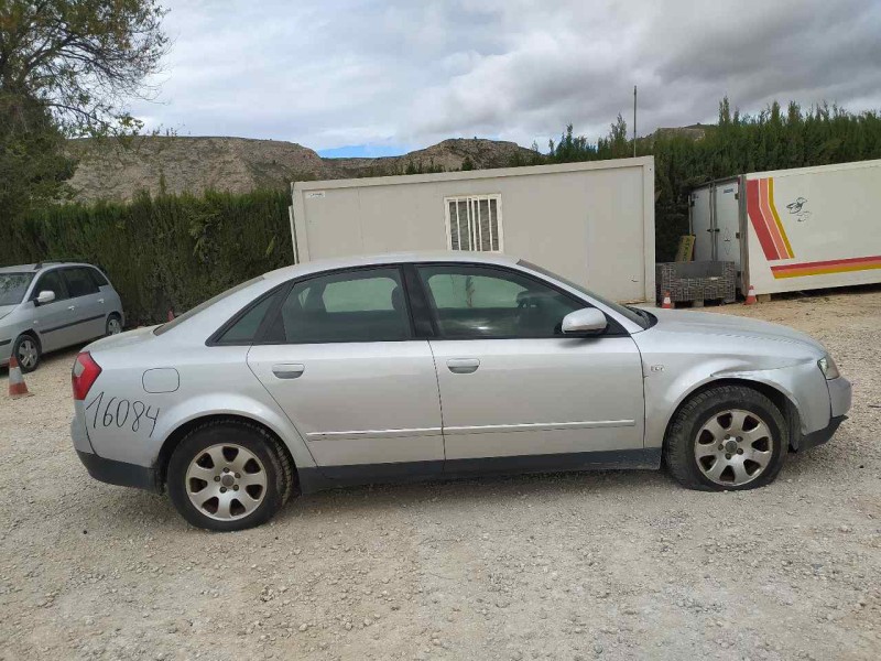 audi a4 berlina (8e) del año 2004