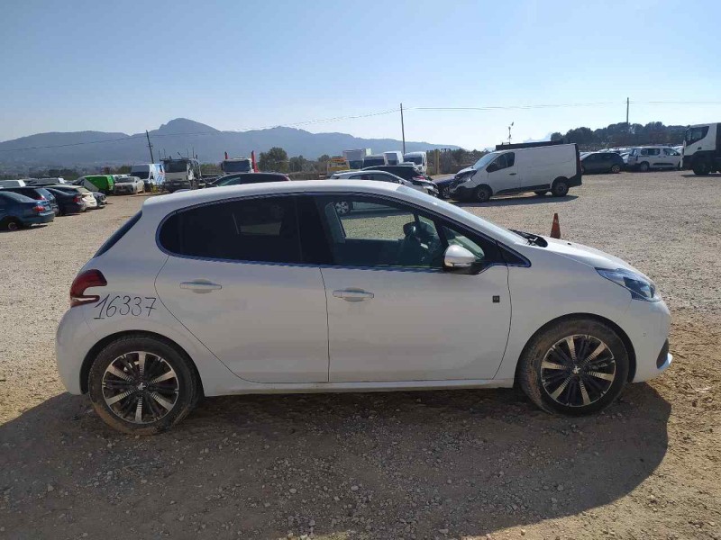 peugeot 208 del año 2019