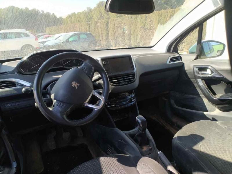 peugeot 208 del año 2019