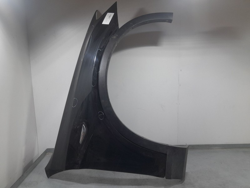 Recambio de aleta delantera derecha para bmw x4 (f26) xdrive 20d referencia OEM IAM 74419Z  TOCADA