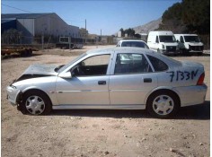OPEL VECTRA B BERLINA
