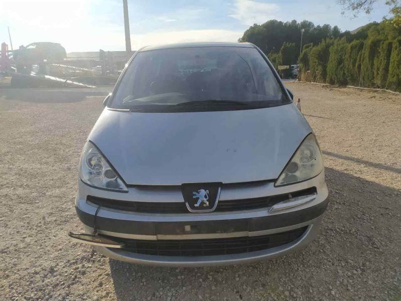 peugeot 807 del año 2005