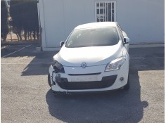 RENAULT MEGANE III BERLINA 5 P