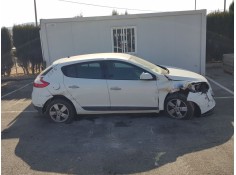 RENAULT MEGANE III BERLINA 5 P