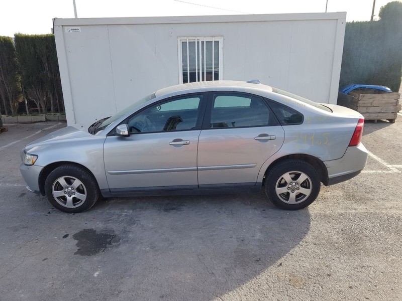 volvo s40 berlina del año 2007