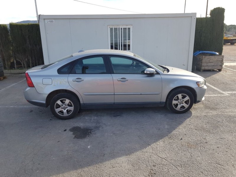 volvo s40 berlina del año 2007