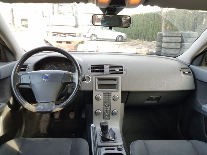 volvo s40 berlina del año 2007