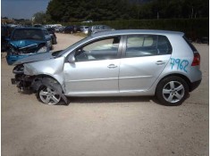 VOLKSWAGEN GOLF V BERLINA (1K1)