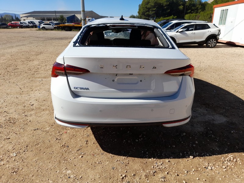 skoda octavia iv (nx3, nn3, pv3) del año 2025