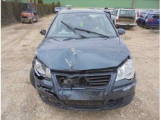 VOLKSWAGEN POLO (9N3)