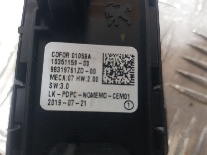 Recambio de mando elevalunas delantero izquierdo para peugeot 5008 ii (mc_, mj_, mr_, m4_) 1.2 (mrhnyh, mrhnyw, mrhnsj, mrhnsu, 