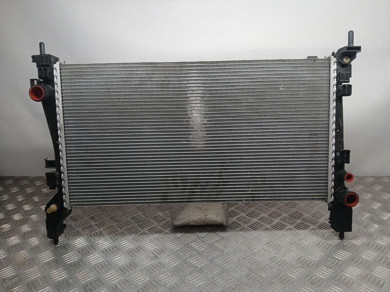 Recambio de radiador agua para fiat fiorino sx cargo referencia OEM IAM 51790636 MAHLE L8068000