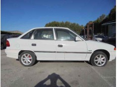 OPEL ASTRA F BERLINA