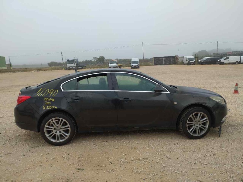 opel insignia berlina del año 2009