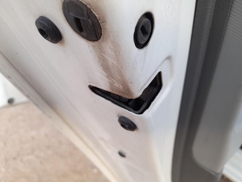 Recambio de cerradura puerta trasera izquierda para seat ibiza iv (6j5, 6p1) 1.2 referencia OEM IAM 6J0839015J  