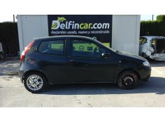 FIAT PUNTO BERLINA (188)