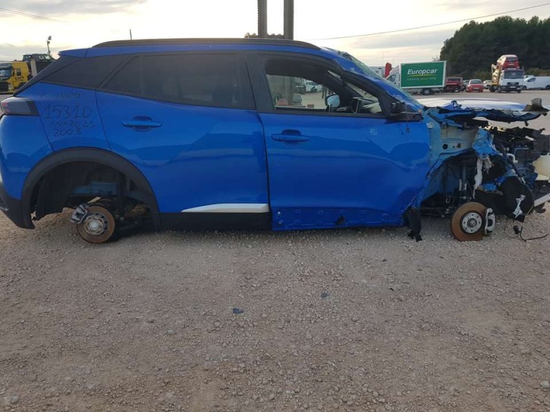 peugeot 2008 (p1) del año 2023