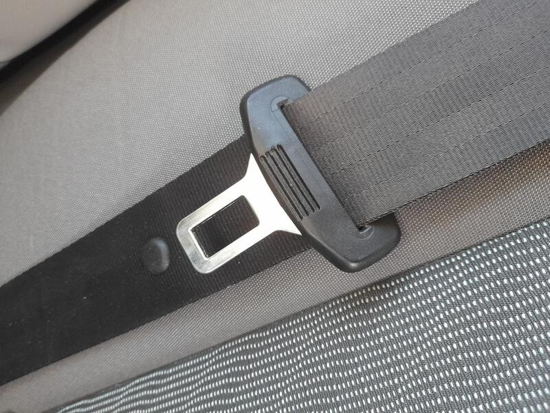 Recambio de cinturon seguridad trasero derecho para seat ibiza iv (6j5, 6p1) 1.2 referencia OEM IAM 6J0857805A  