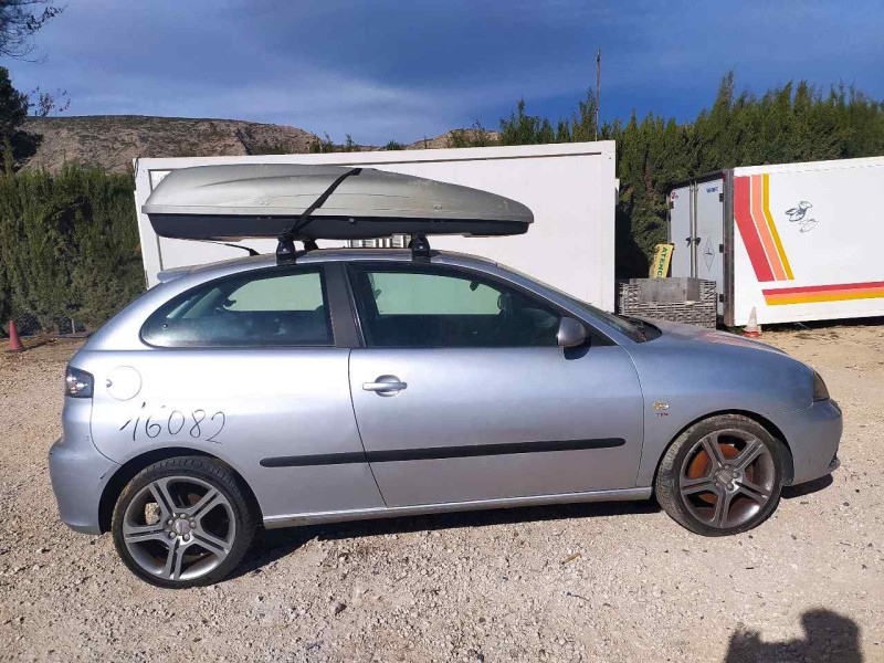 seat ibiza (6l1) del año 2006