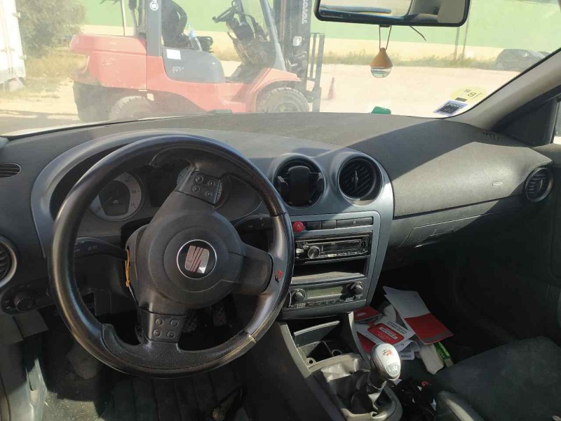 seat ibiza (6l1) del año 2006